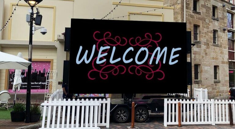 Mobile LED Sign Trailer USMT-8